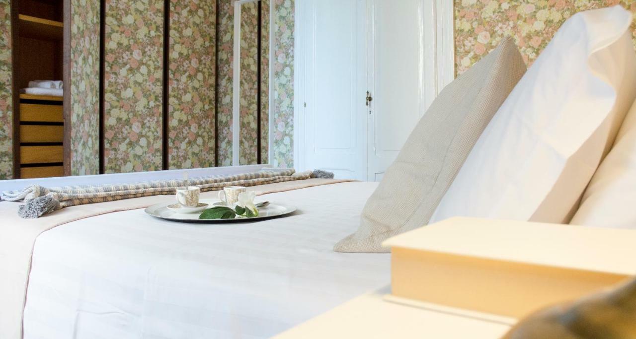Flowers Apartment Joivy 25 Como Kültér fotó
