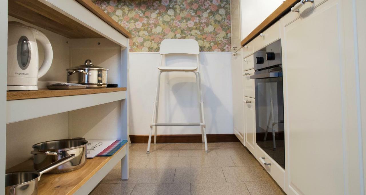 Flowers Apartment Joivy 25 Como Kültér fotó